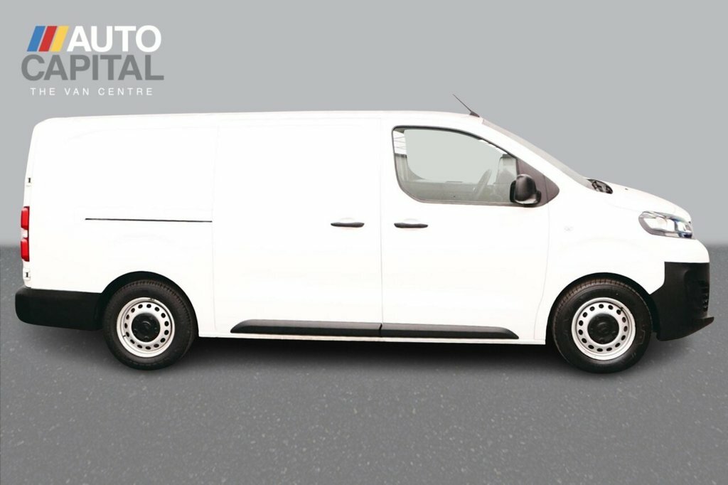 Vauxhall Vivaro Mpv White #6