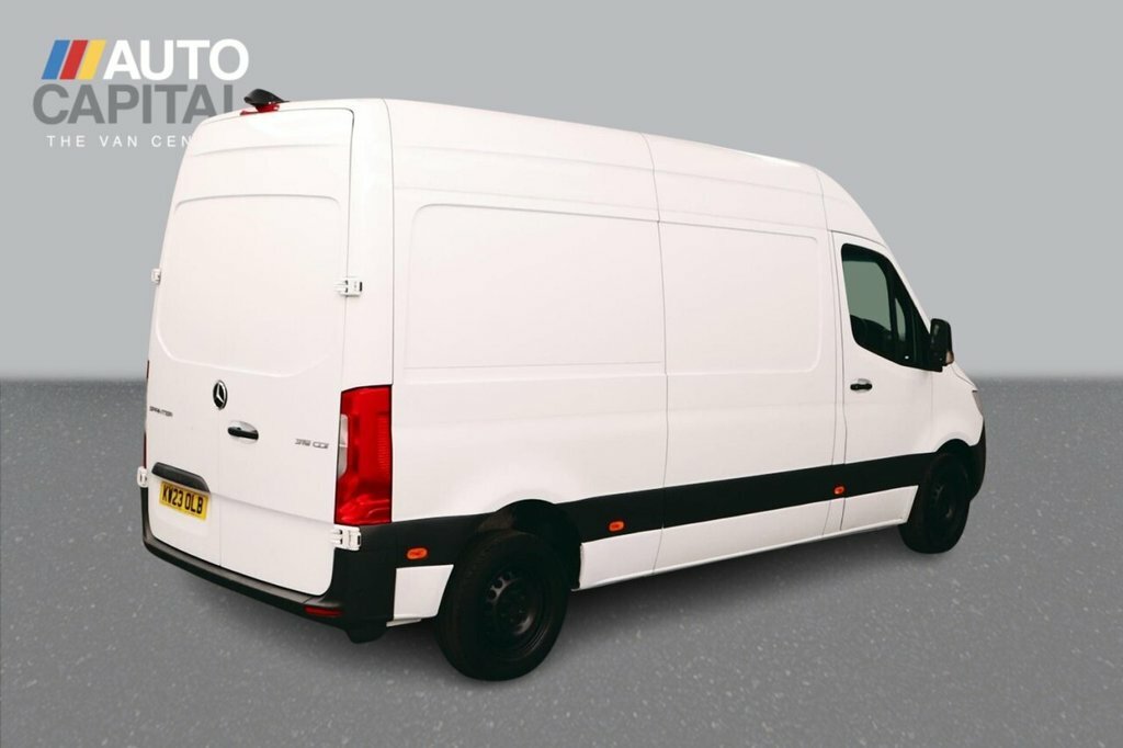 Mercedes-Benz Sprinter 2L Premium White #4