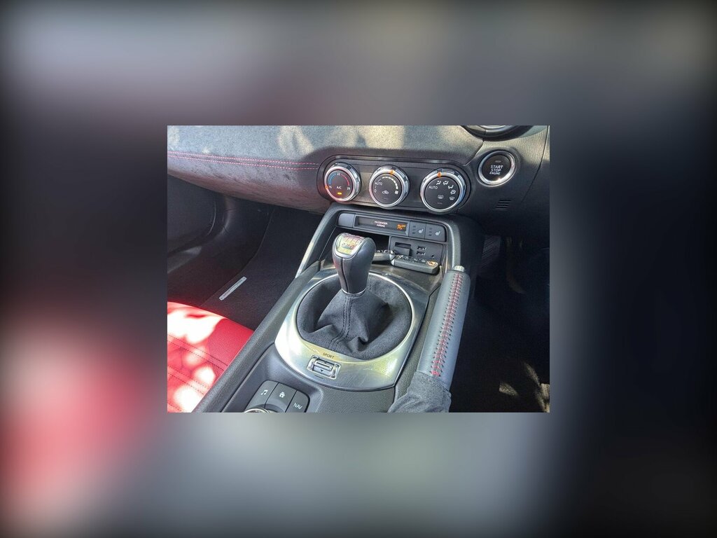 Abarth 124 Spider Red #33