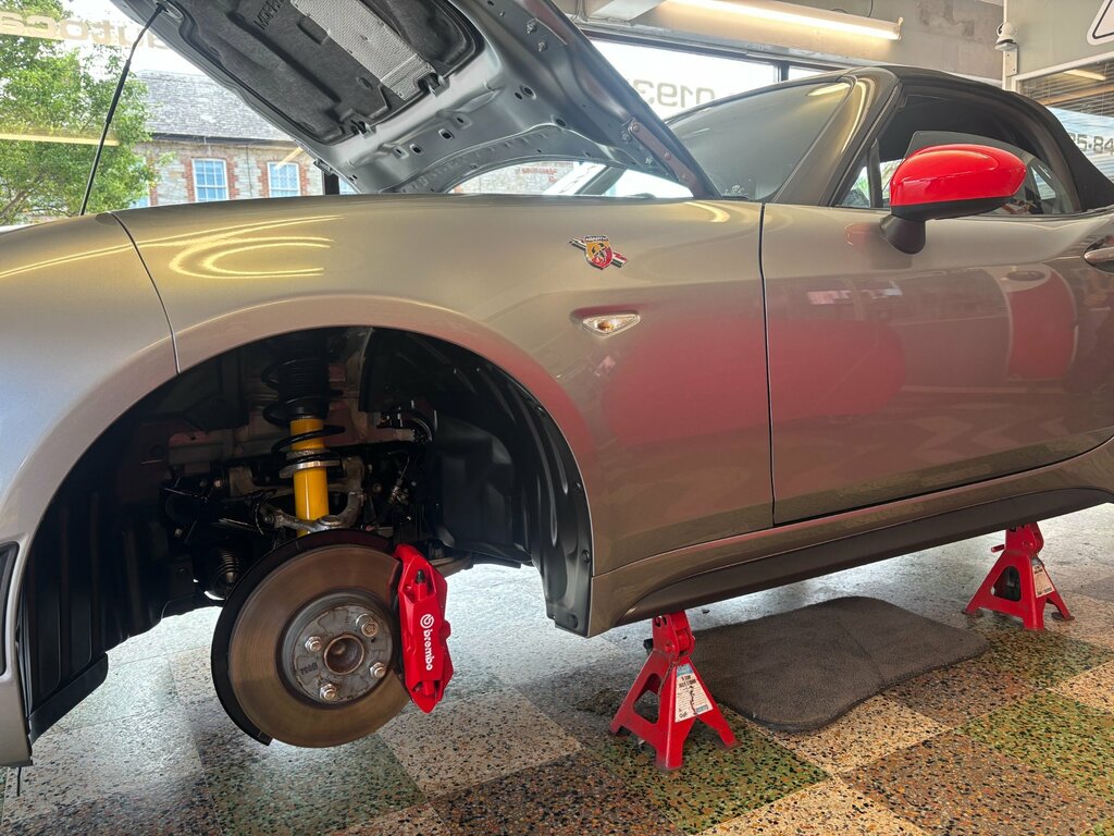 Abarth 124 Spider Red #16