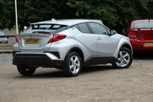 Toyota C-Hr 1.2 Vvt-i Icon Suv Euro 6 S S WV17GHF Silver #3