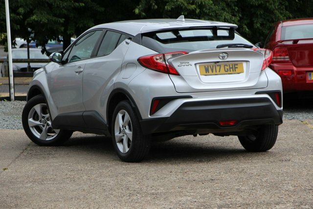 Toyota C-Hr 1.2 Vvt-i Icon Suv Euro 6 S S WV17GHF Silver #5