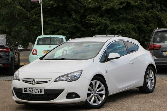 Vauxhall Astra GTC Cdti Sri Red #7