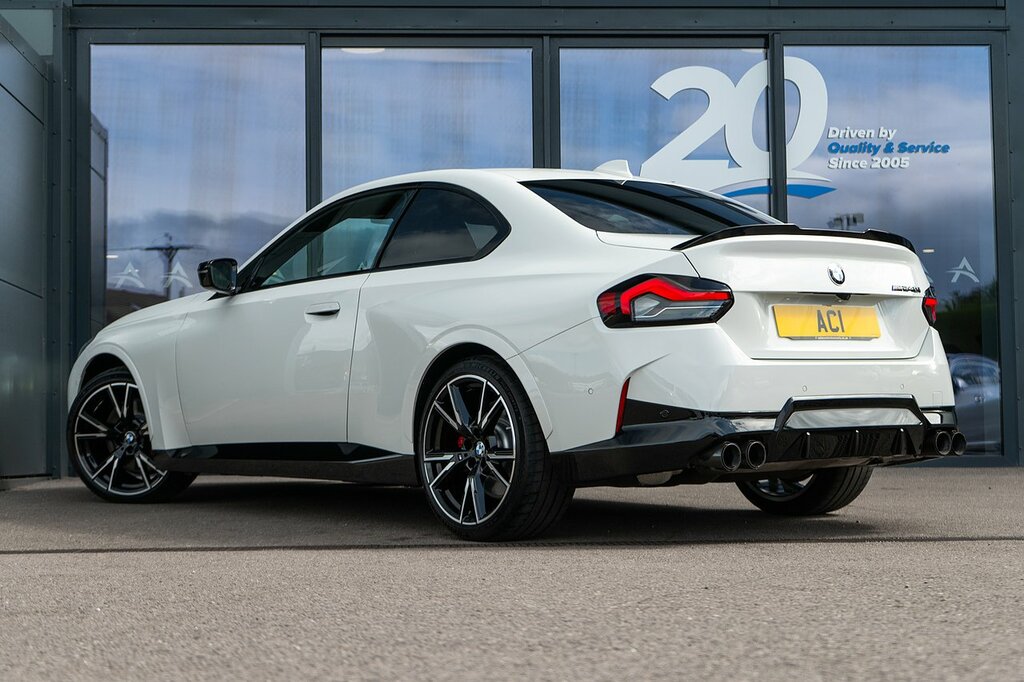 BMW 2 Series M240i YH22VWB White #2