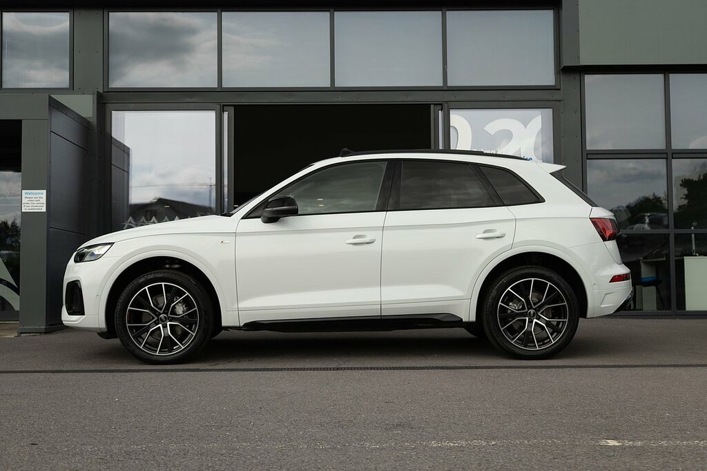 Audi Q5 Tdi Black Edition AF74YTP White #6