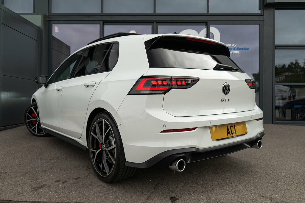 Volkswagen Golf Tsi Gti SW25FHT White #4