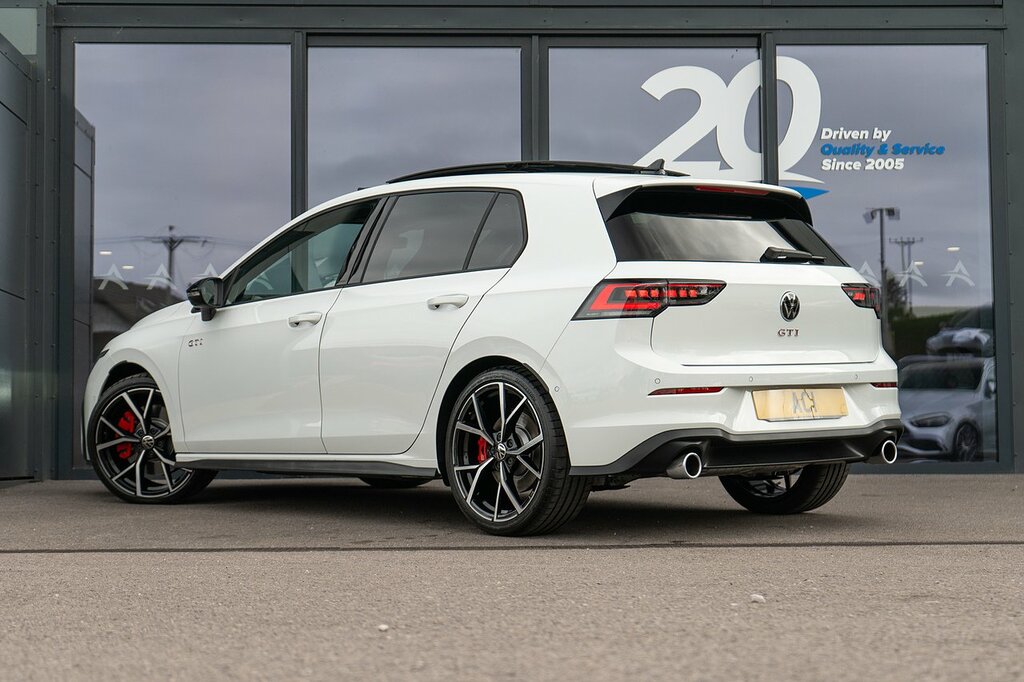 Volkswagen Golf Tsi Gti SW25FHT White #2