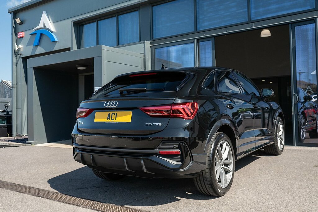 Audi Q3 Tfsi Cod Black Edition SW23WDM Black #6