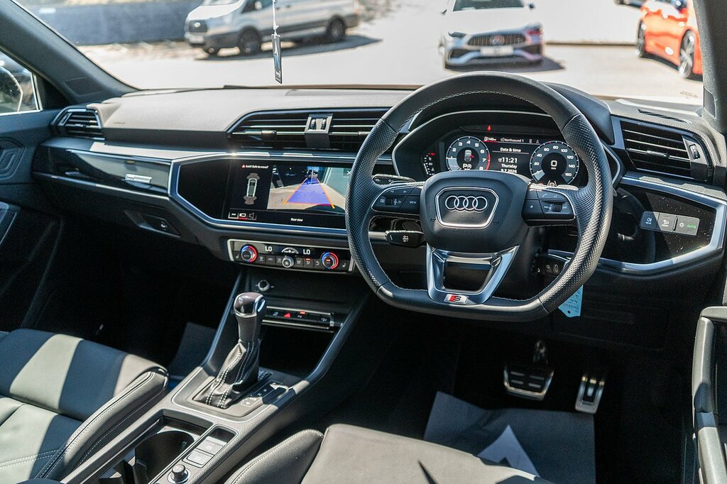 Audi Q3 Tfsi Cod Black Edition SW23WDM Black #5
