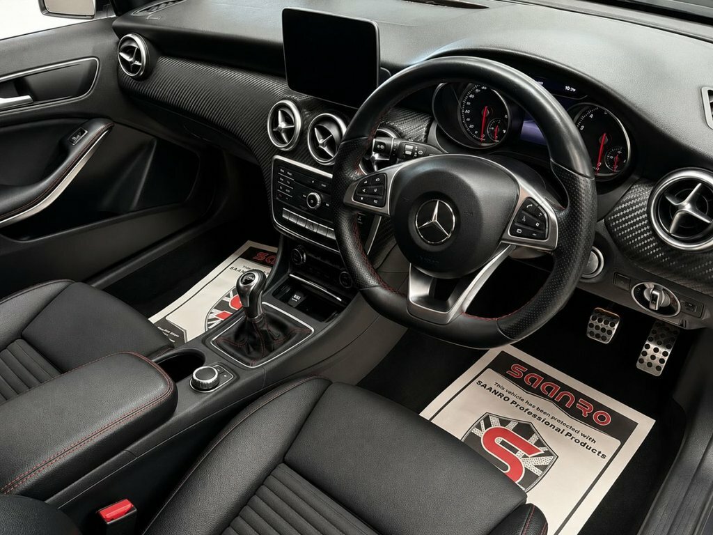 Mercedes-Benz A Class 1.6L Amg Line White #3