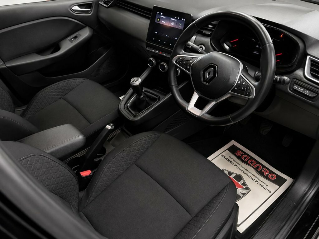 Renault Clio 1L Iconic HK71JWC Black #3