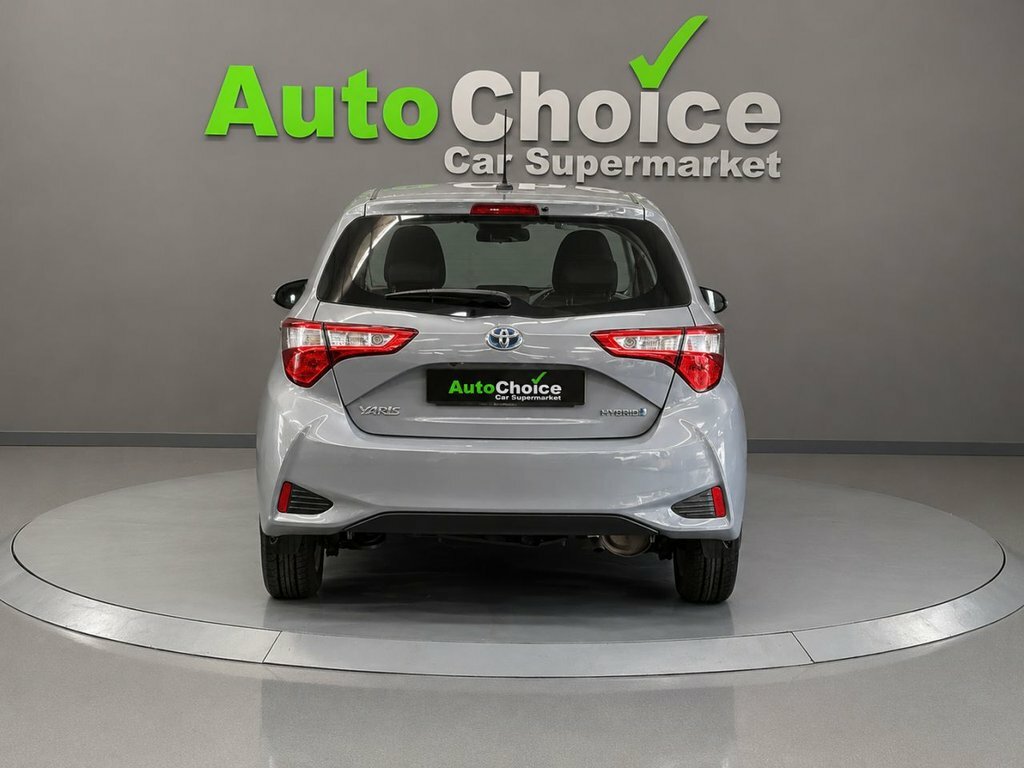 Toyota Yaris 1L Icon Tech SB18SHV Grey #3