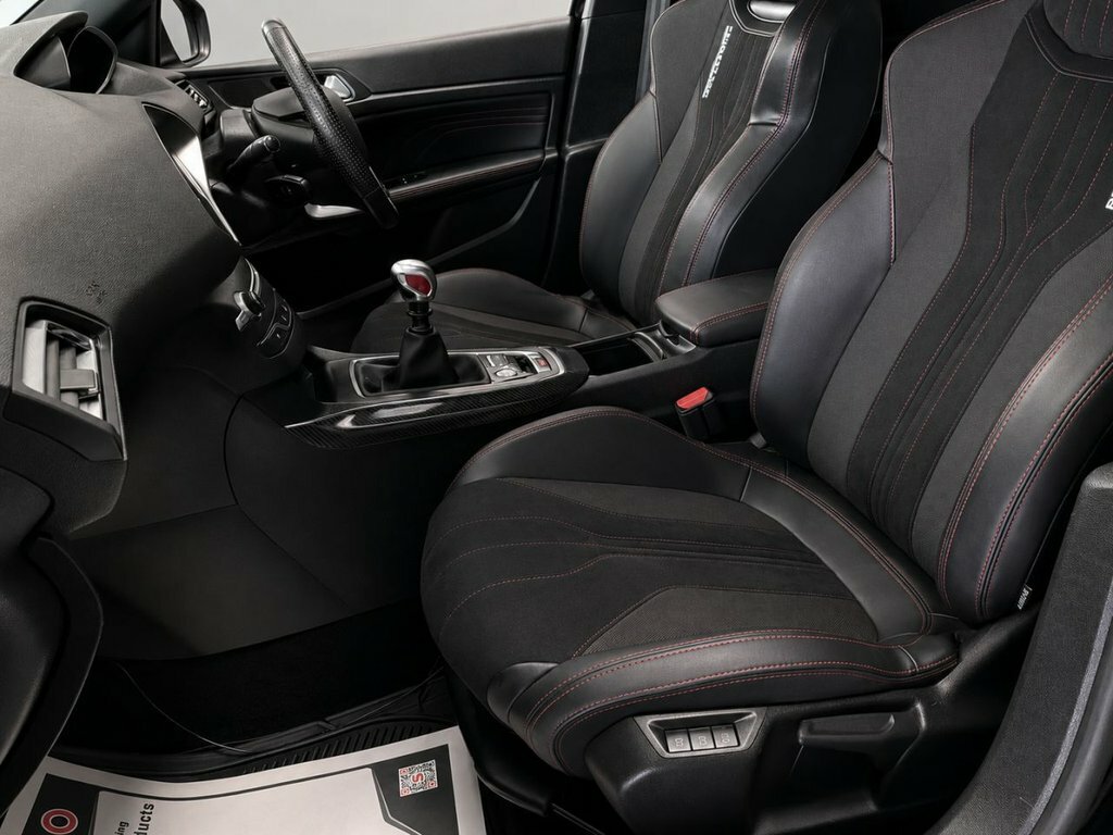 Peugeot 308 1.6L Gti Black #5
