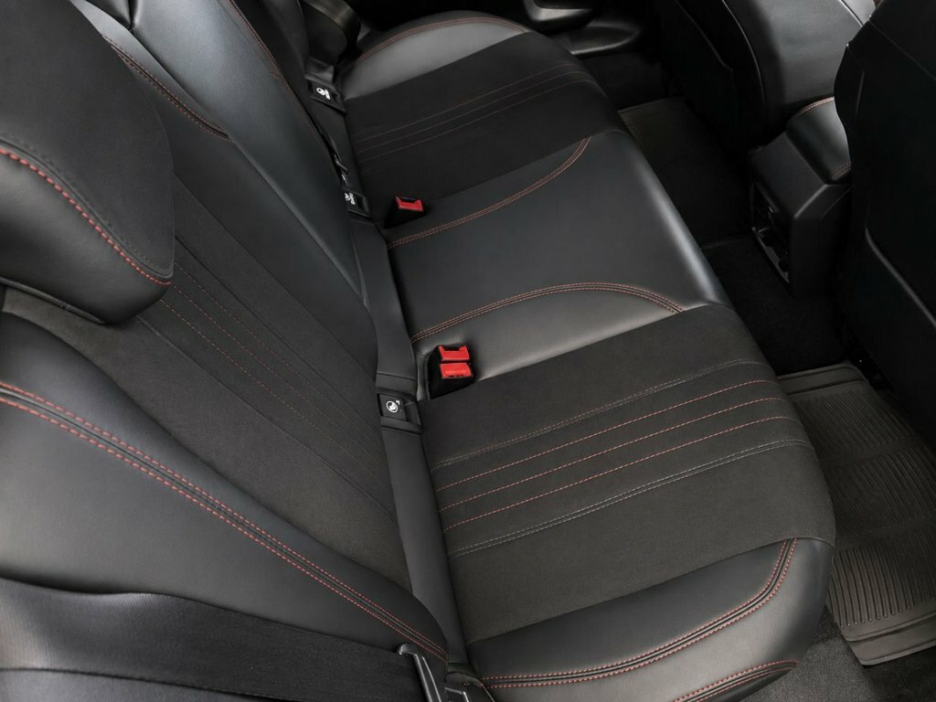 Peugeot 308 1.6L Gti Black #4