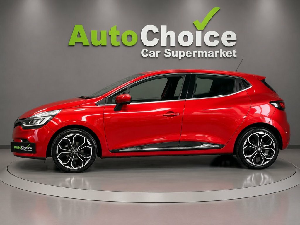 Renault Clio 1.5L Signature Nav Red
