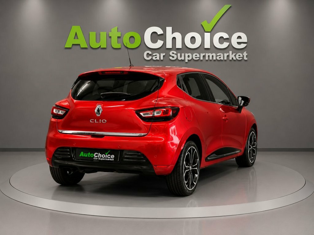 Renault Clio 1.5L Signature Nav LV18UDX Red #4
