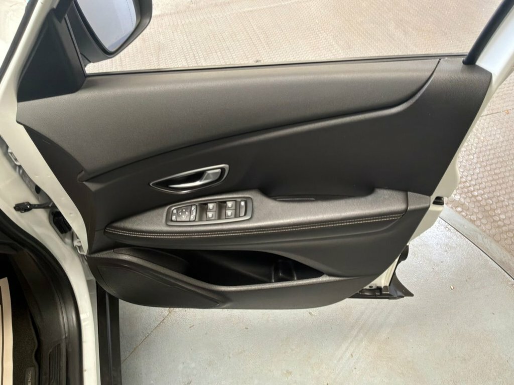 Renault Scenic Signature Nav Black #13