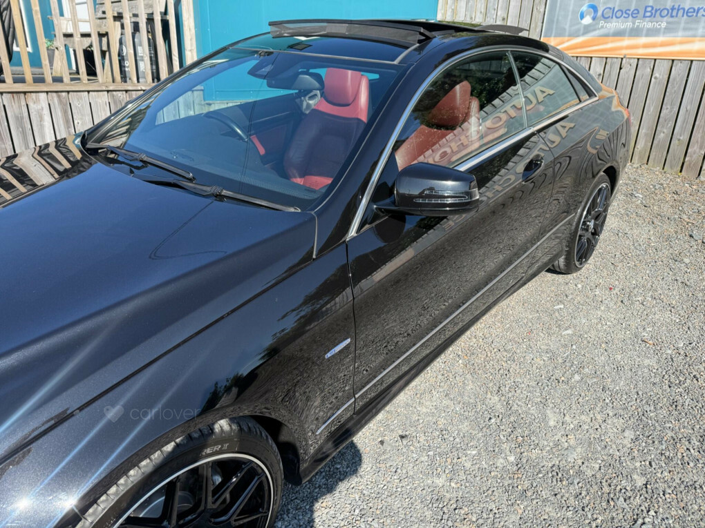 Mercedes-Benz E Class Black #31