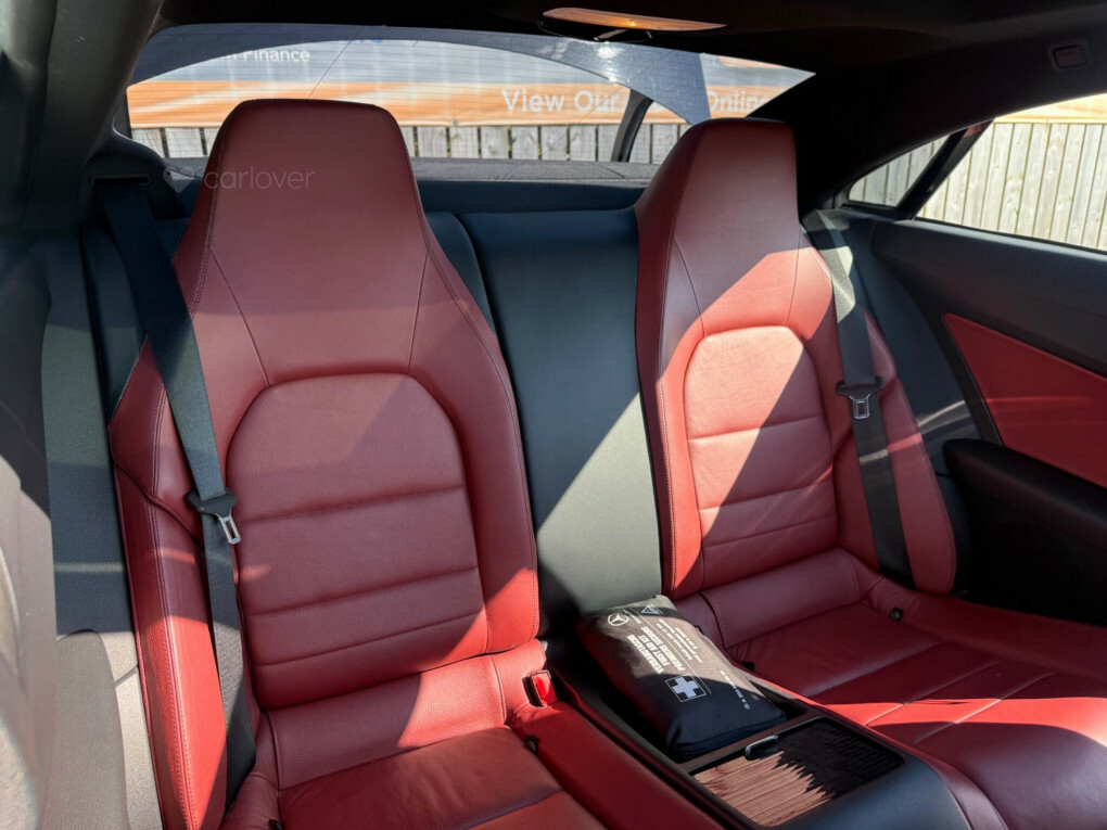 Mercedes-Benz E Class Black #56