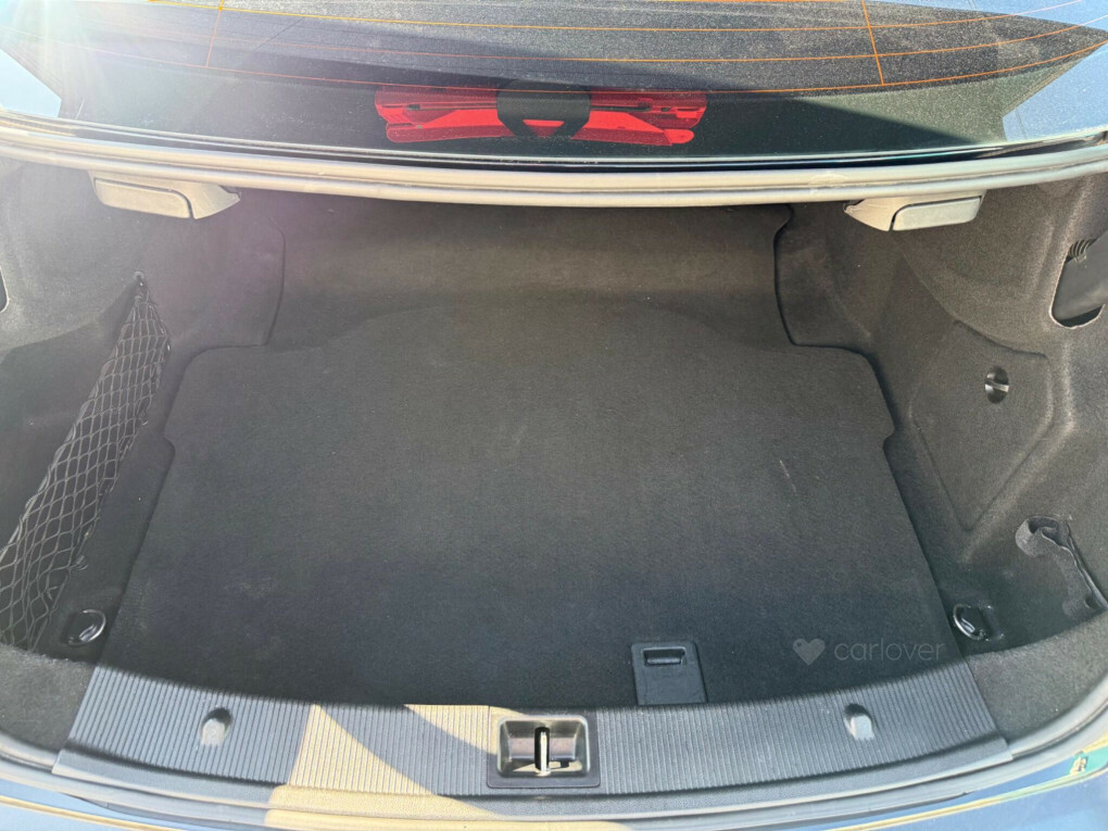 Mercedes-Benz E Class Black #68