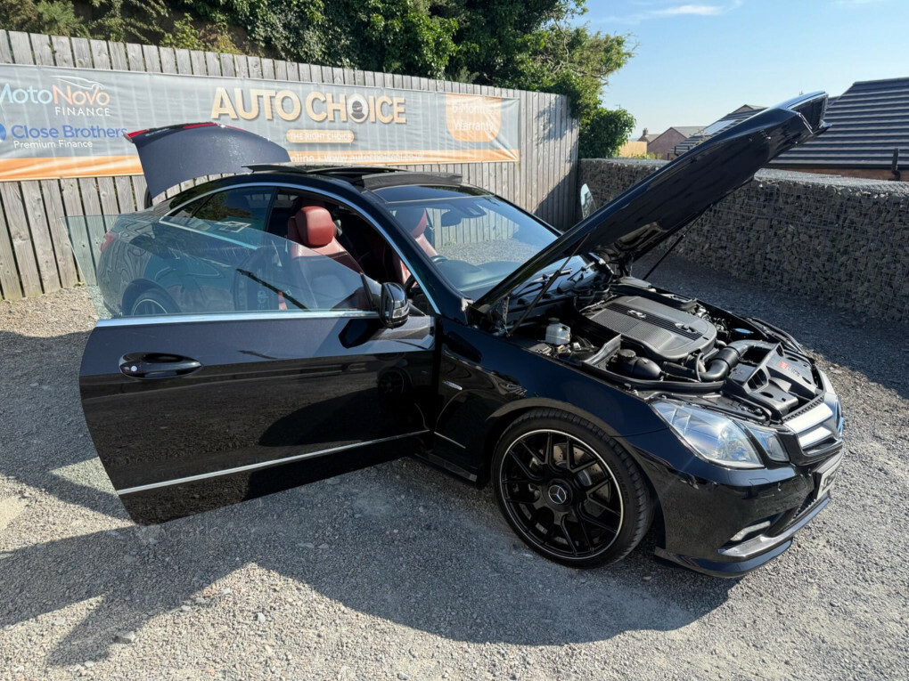 Mercedes-Benz E Class Black #42