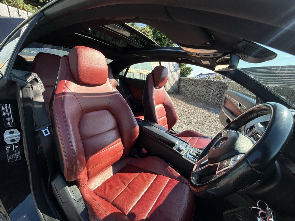 Mercedes-Benz E Class Black #50