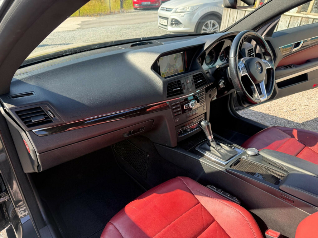 Mercedes-Benz E Class Black #72