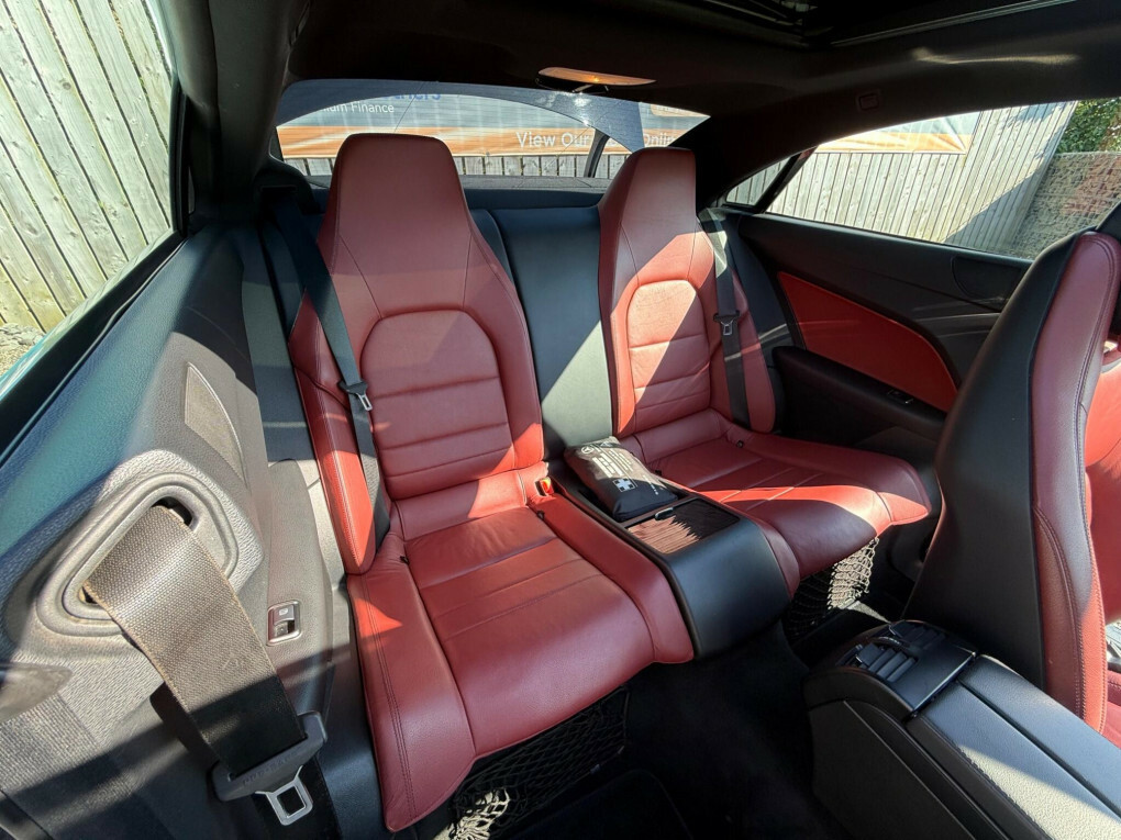 Mercedes-Benz E Class Black #55