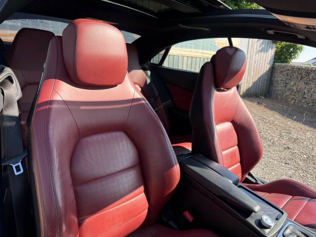 Mercedes-Benz E Class Black #49