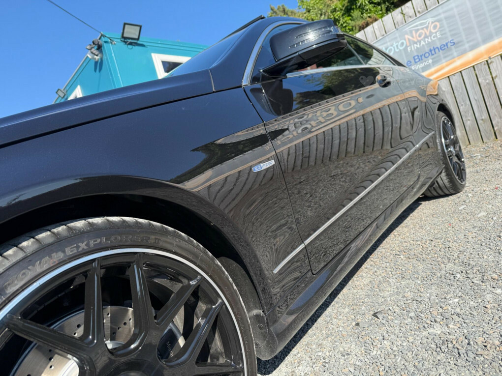 Mercedes-Benz E Class Black #30