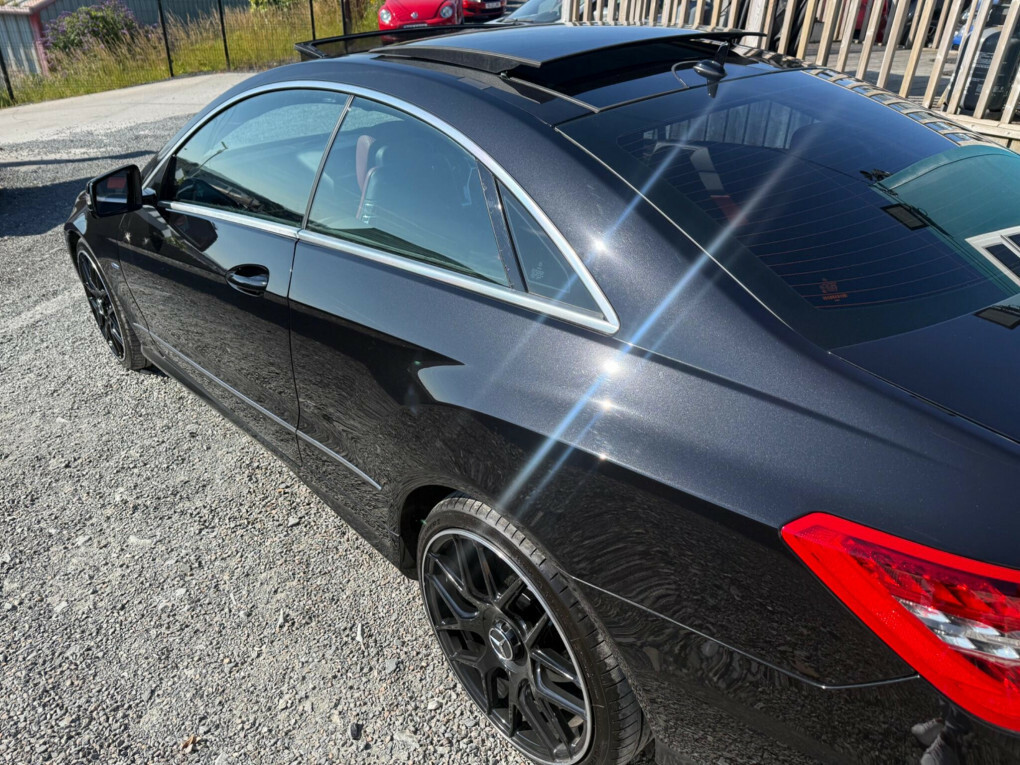 Mercedes-Benz E Class Black #25