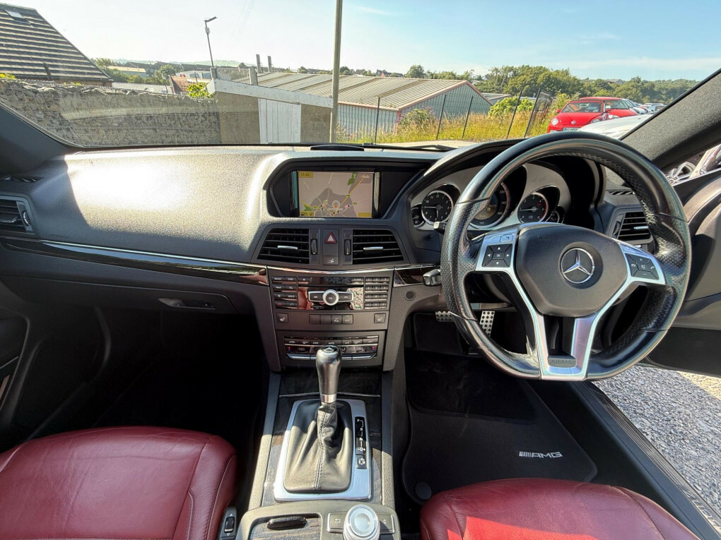 Mercedes-Benz E Class Black #82