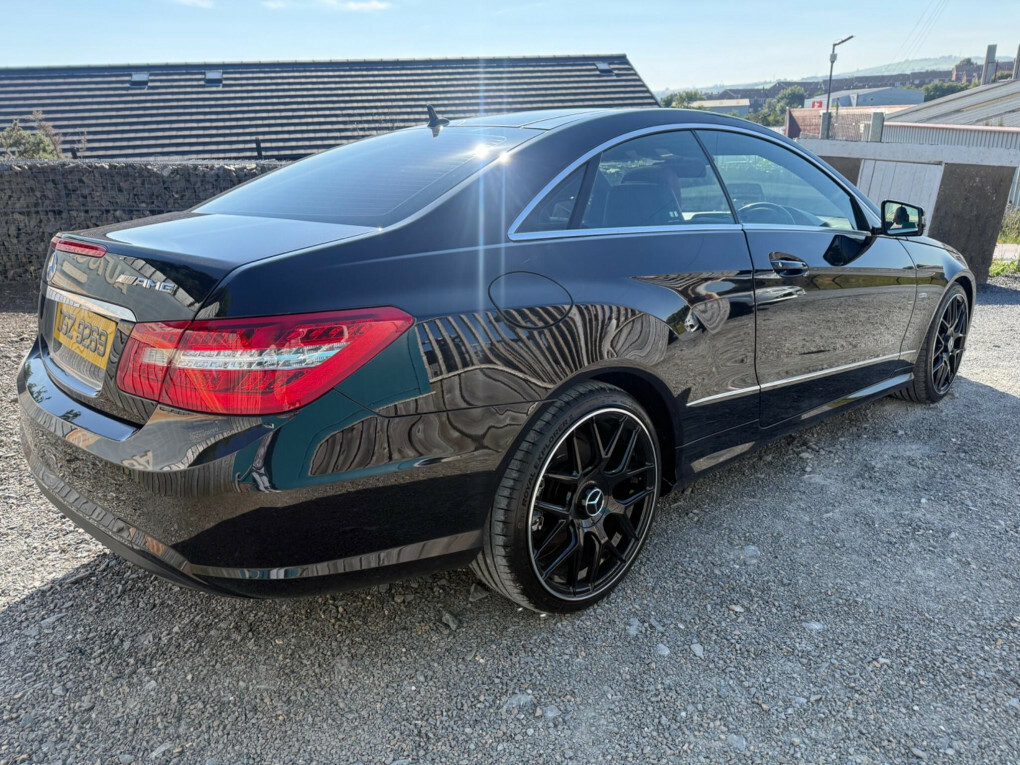 Mercedes-Benz E Class 2.1 E250 Cdi Blueefficiency Sport Edition 125 G-tr #5