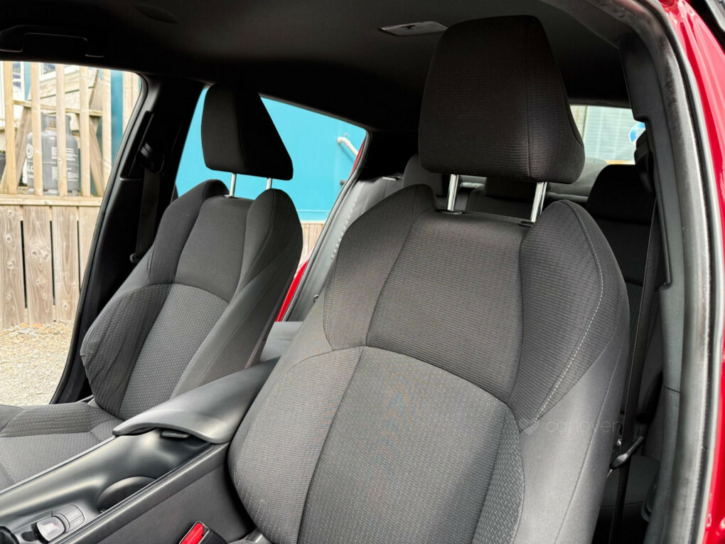 Toyota C-Hr Excel Silver #74