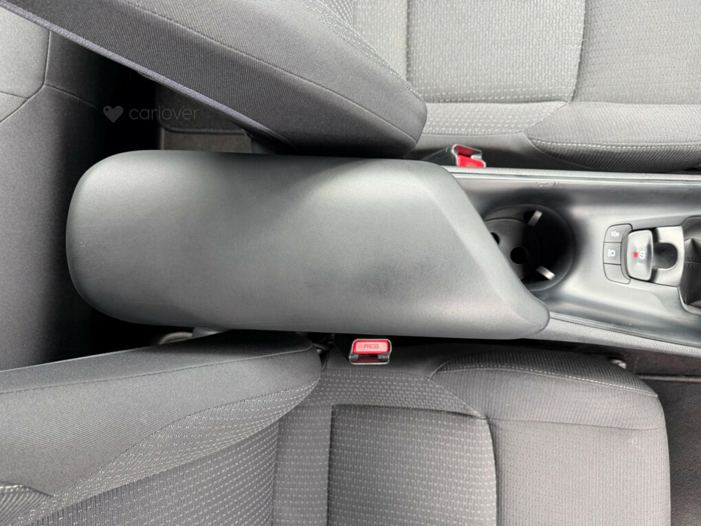 Toyota C-Hr Excel Silver #85
