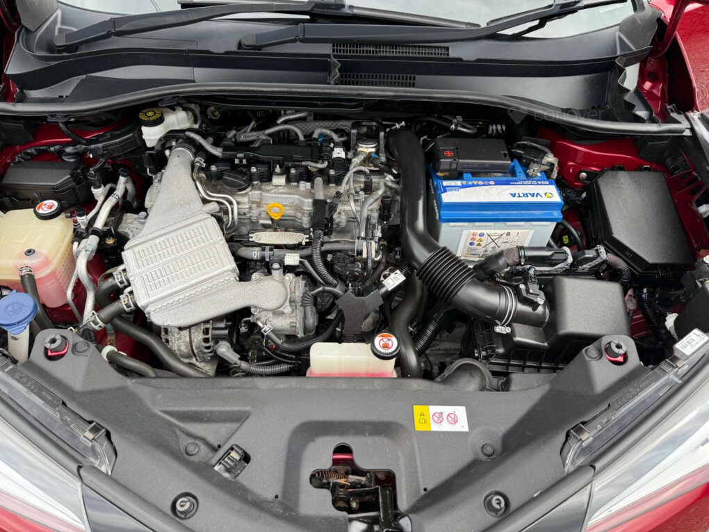 Toyota C-Hr Excel Silver #48