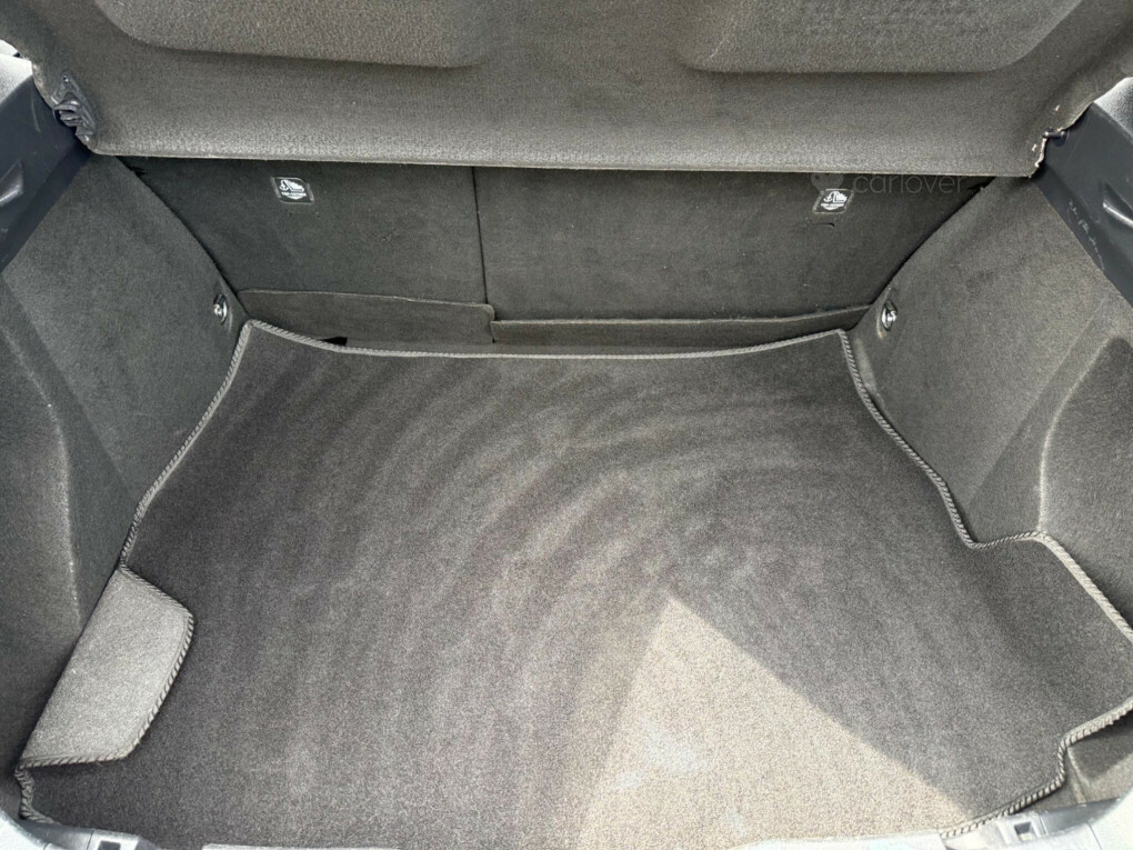 Toyota C-Hr Excel Silver #64