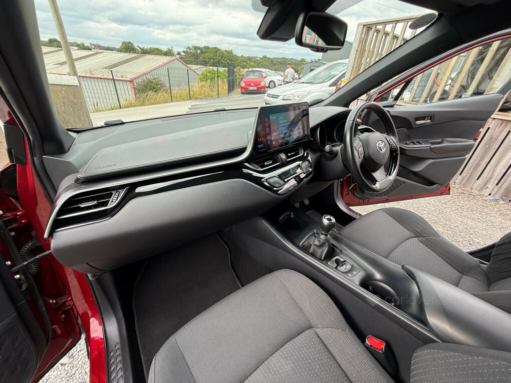 Toyota C-Hr Excel Silver #73