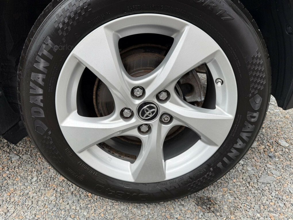 Toyota C-Hr Excel Silver #37