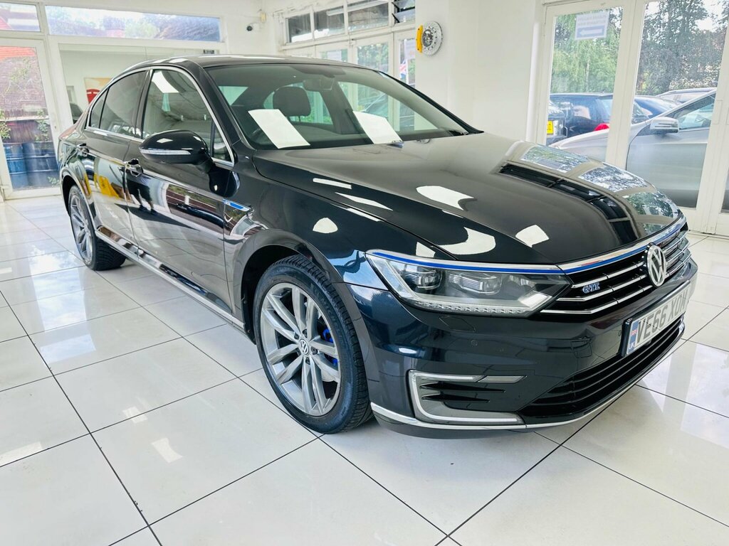 Volkswagen Passat 1.4 Tsi Gte Dsg Euro 6 Ss Black
