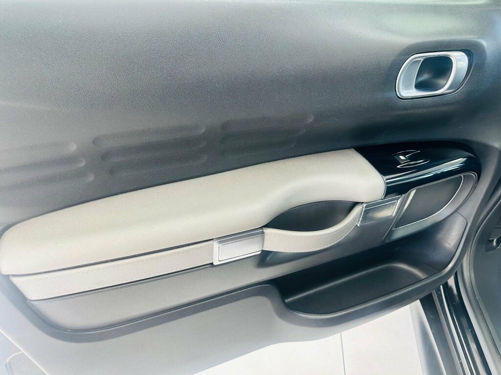 Citroen C4 Cactus 1.2 Puretech Flair Euro 6 Euro 6 Pan Roof - Grey #37