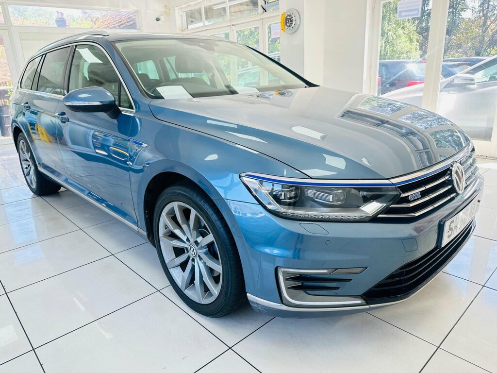 Volkswagen Passat 1.4 Tsi Gte Advance Dsg Euro 6 Ss Blue