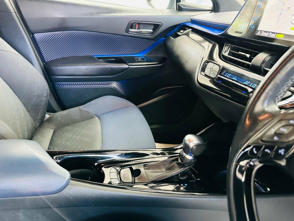Toyota C-Hr Dynamic Grey #13