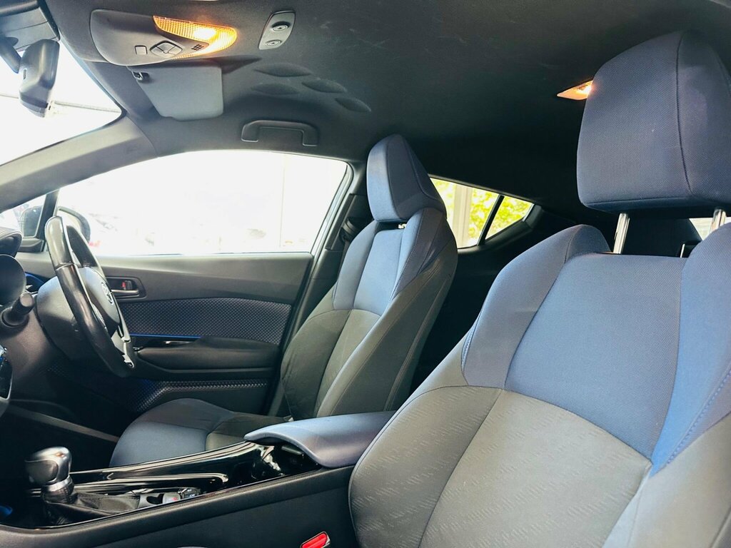 Toyota C-Hr Dynamic Grey #23