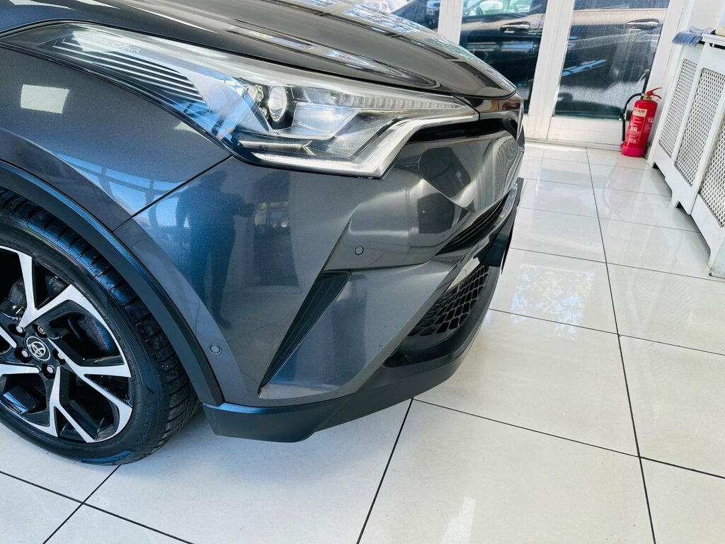 Toyota C-Hr Dynamic Grey #30