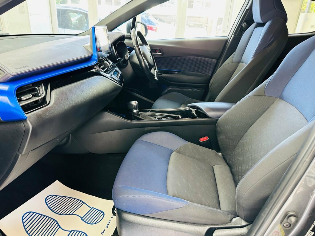 Toyota C-Hr Dynamic Grey #22