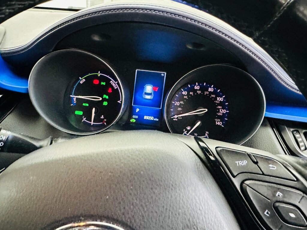 Toyota C-Hr Dynamic Grey #38