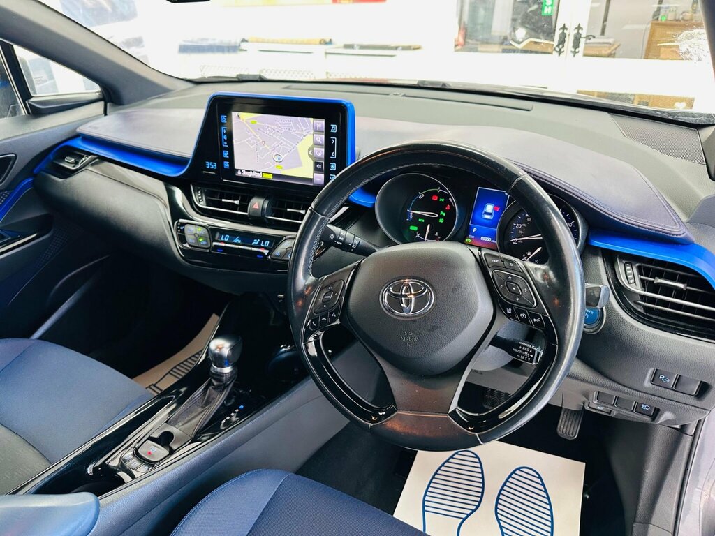 Toyota C-Hr Dynamic Grey #10