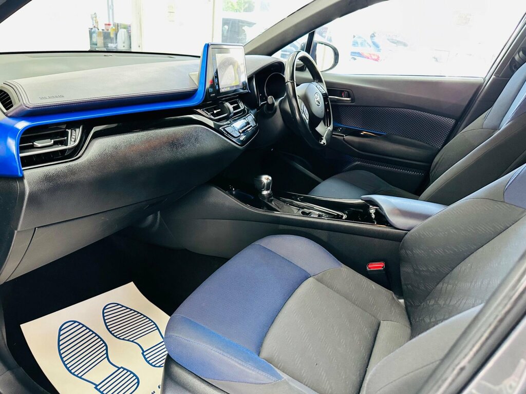 Toyota C-Hr Dynamic Grey #20