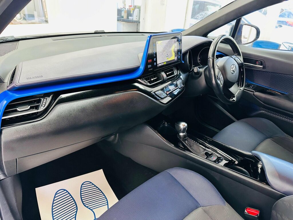 Toyota C-Hr Dynamic Grey #19